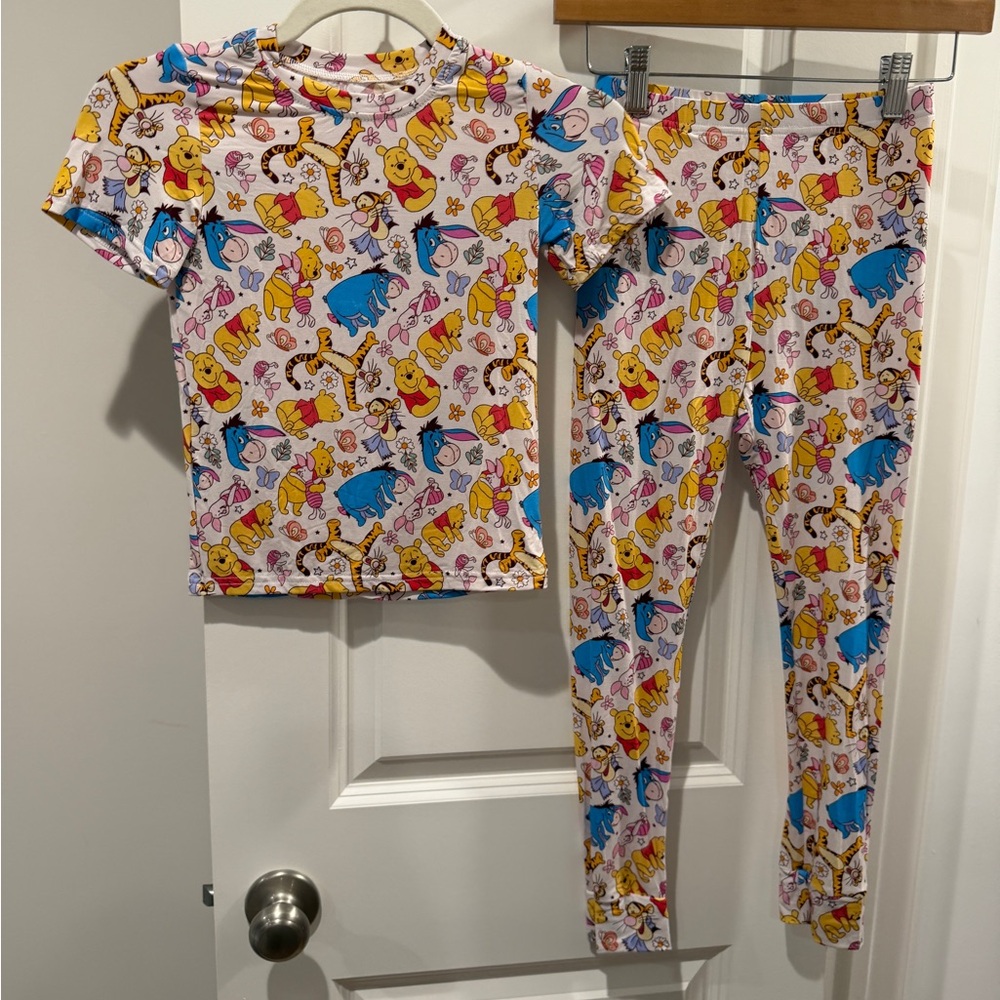 Winnie the Pooh & Friends Bamboo Pajama Set size 7/8 new